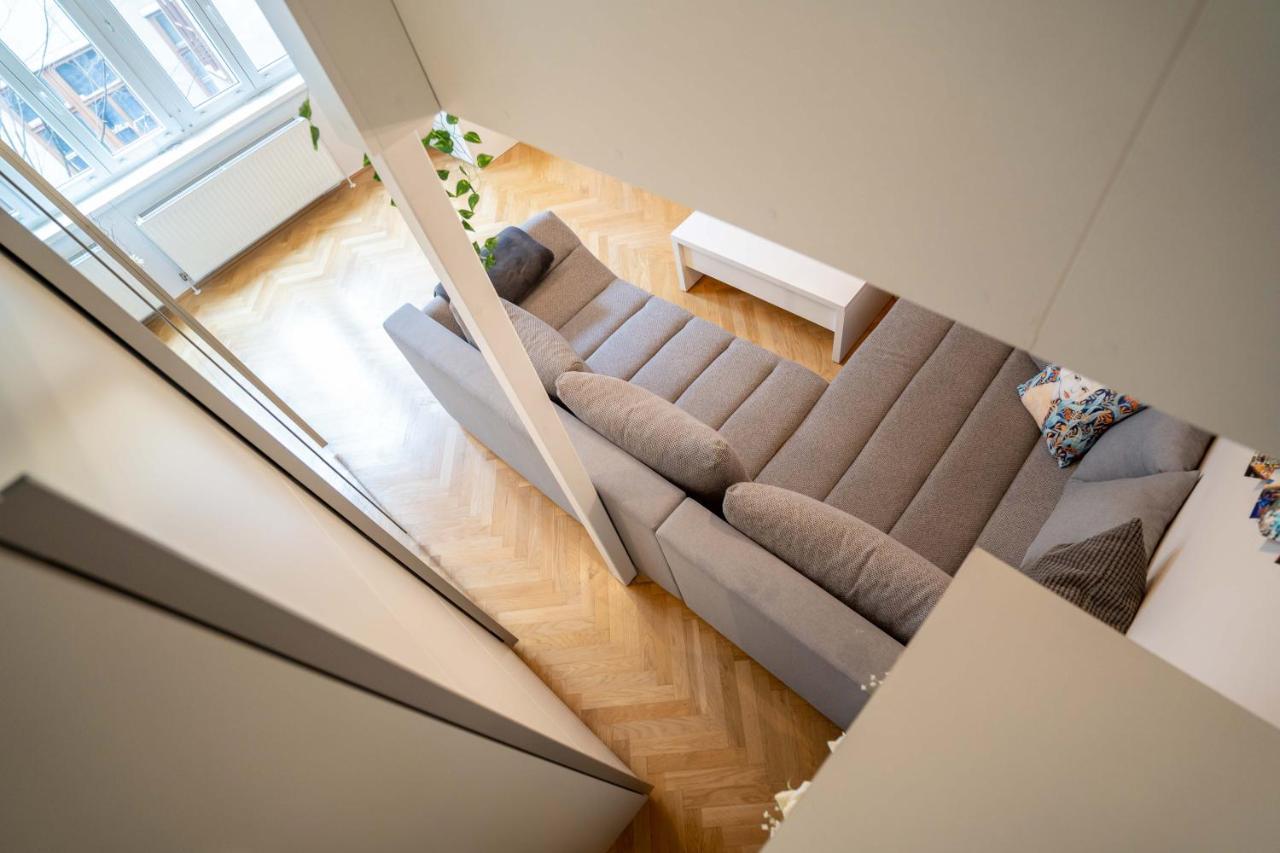 Appartamento Cozy Modern Nest In The Heart Of Vienna With Netflix Esterno foto